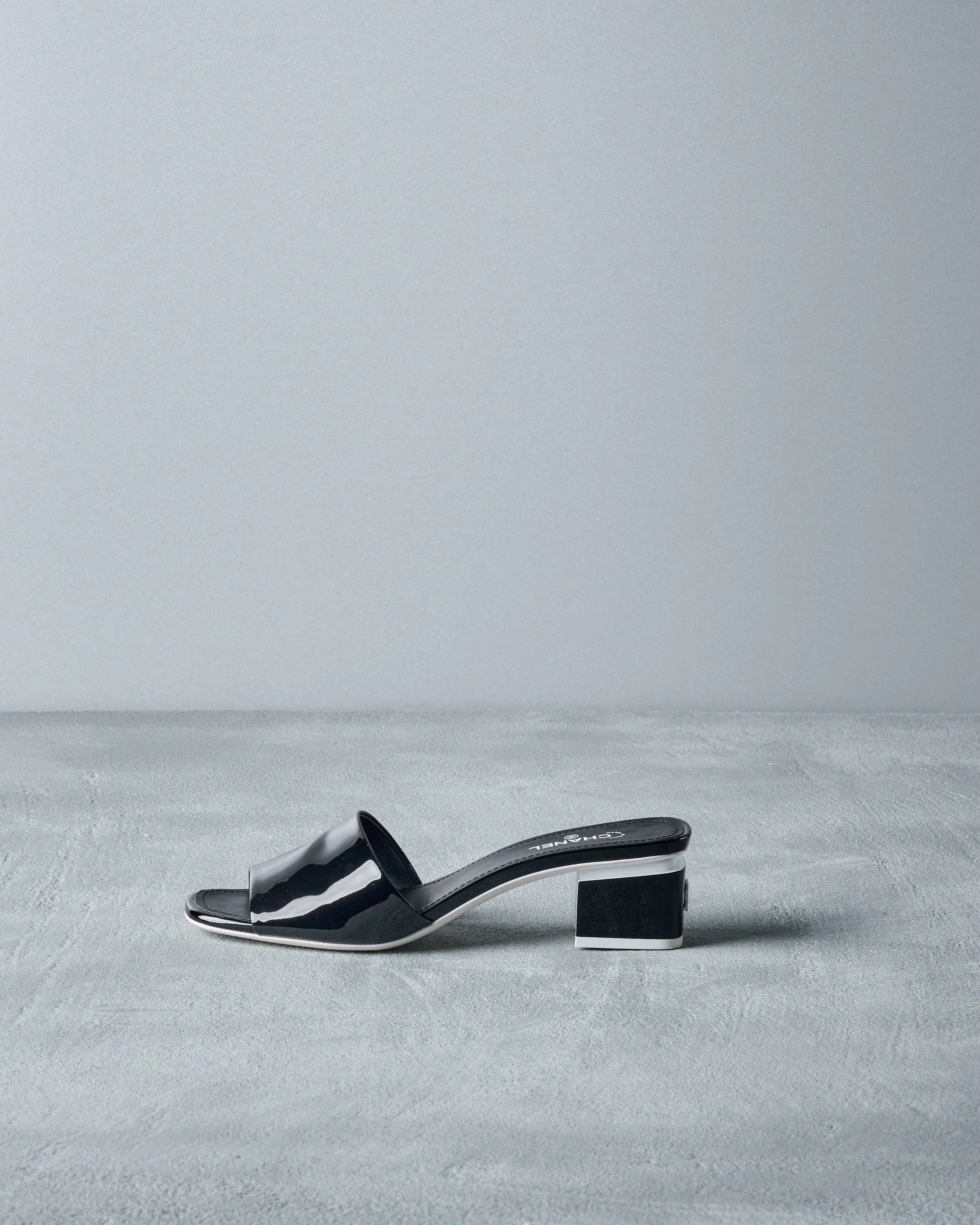 Chanel 22C Patent mules