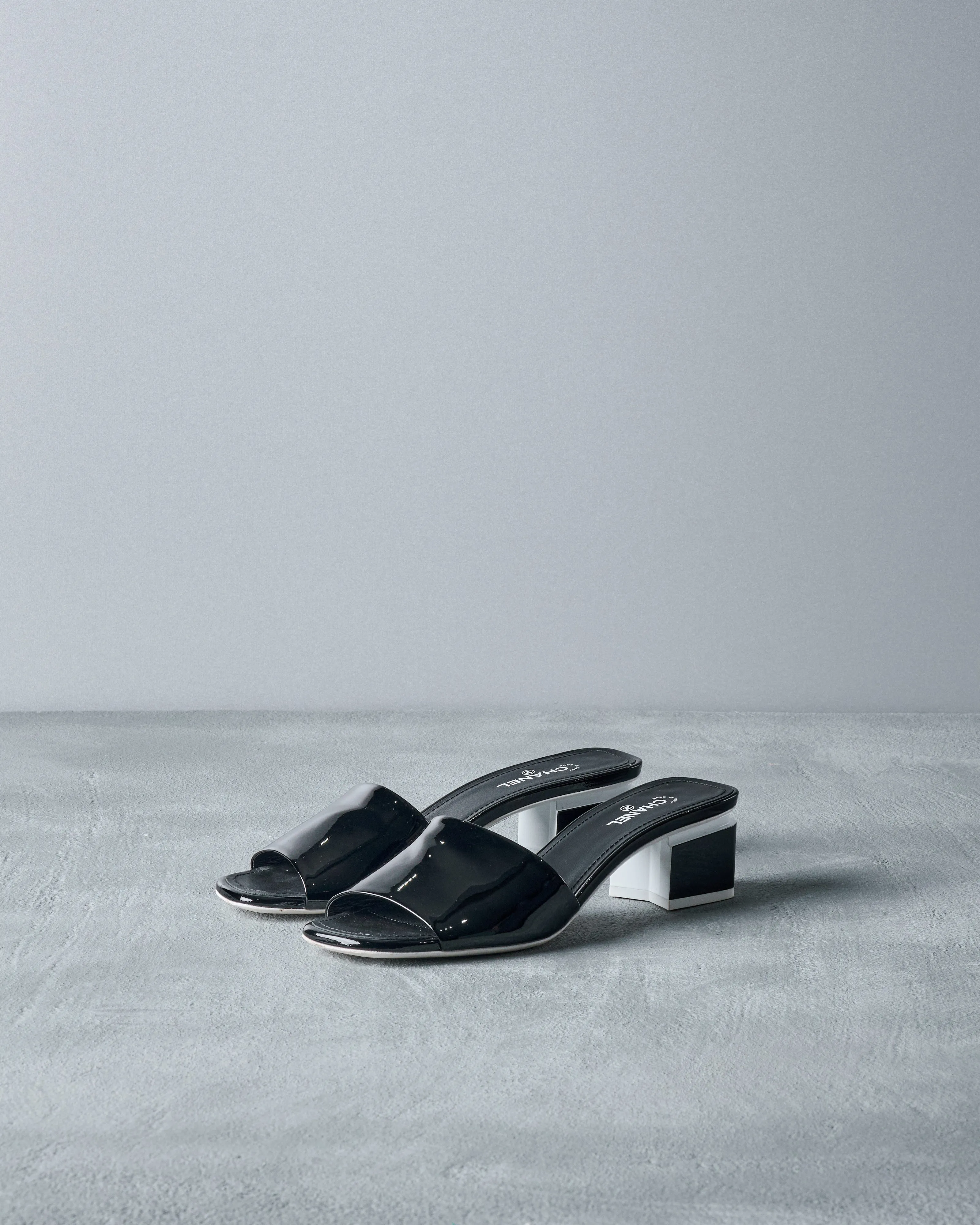 Chanel 22C Patent mules