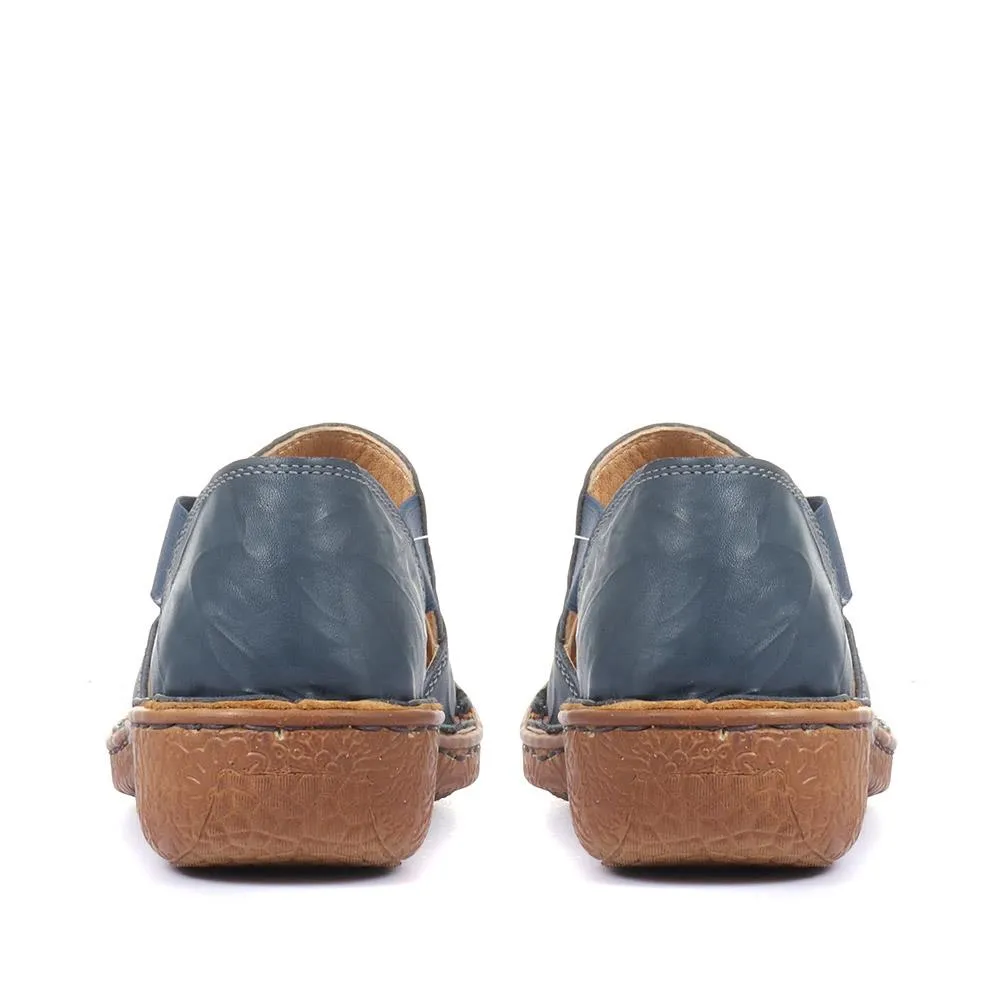 Flat Sandals - HAK33015 / 319 895