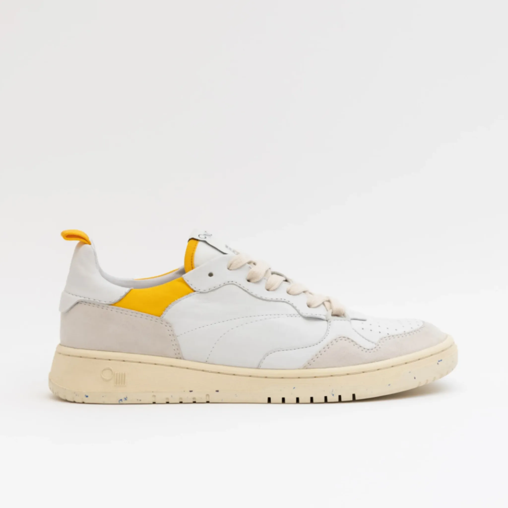 Oncept Phoenix Sneaker - White Cloud
