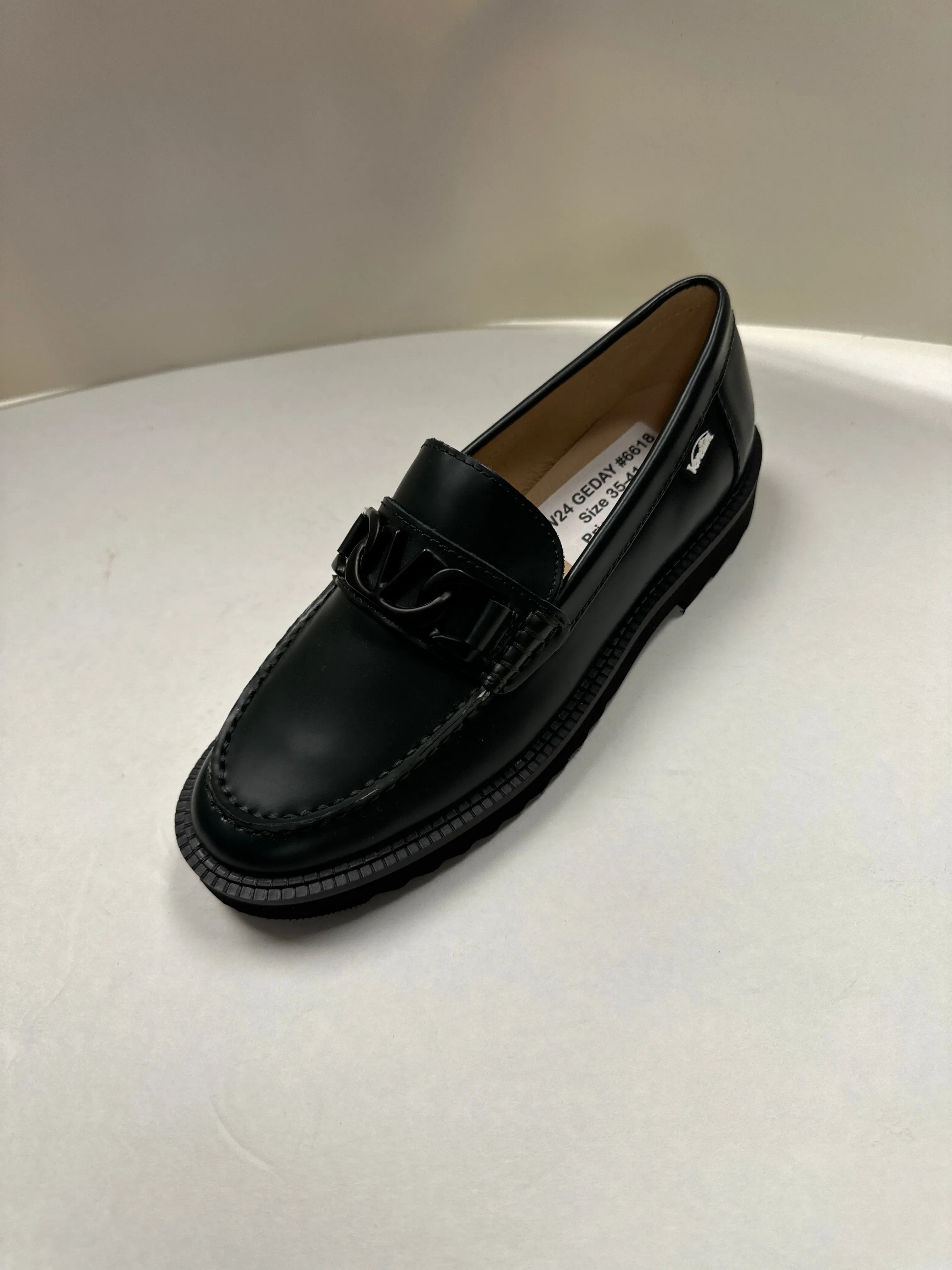 SALE FW24 Venettini London8 Classic Thick Sole Chained Penny Loafer