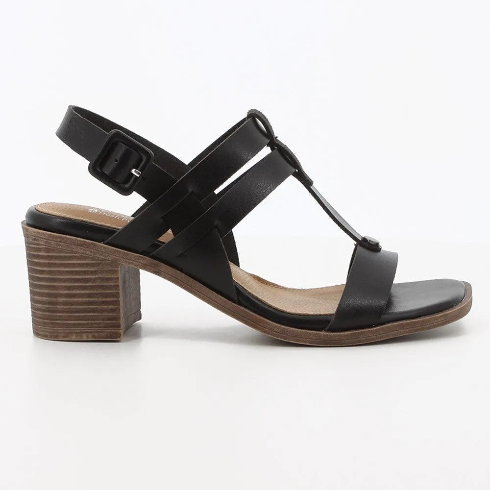 Soft Style Abigail Strappy  Heel - Black