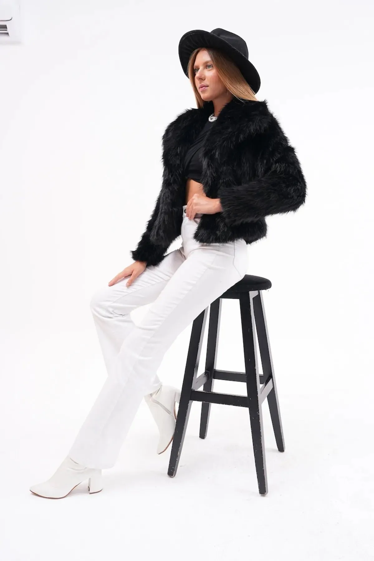 Wide Collar Faux Fur Jacket  Black